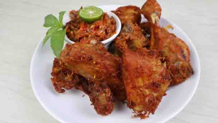 Cara Goreng Ayam Ungkep yang Empuk dan Juicy, Ini Triknya!