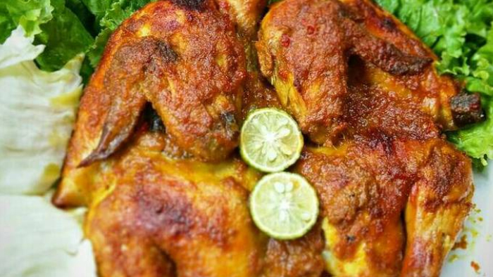 Resep Rahasia Ayam Bakar Padang: Oles Bumbu 2 Kali