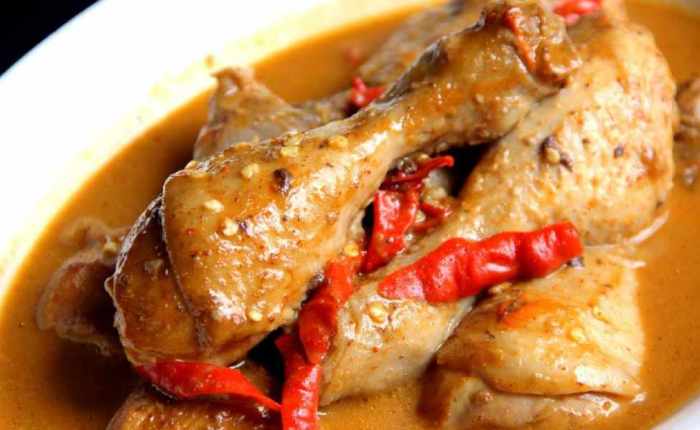 Resep Semur Ayam Paling Lezat 2025