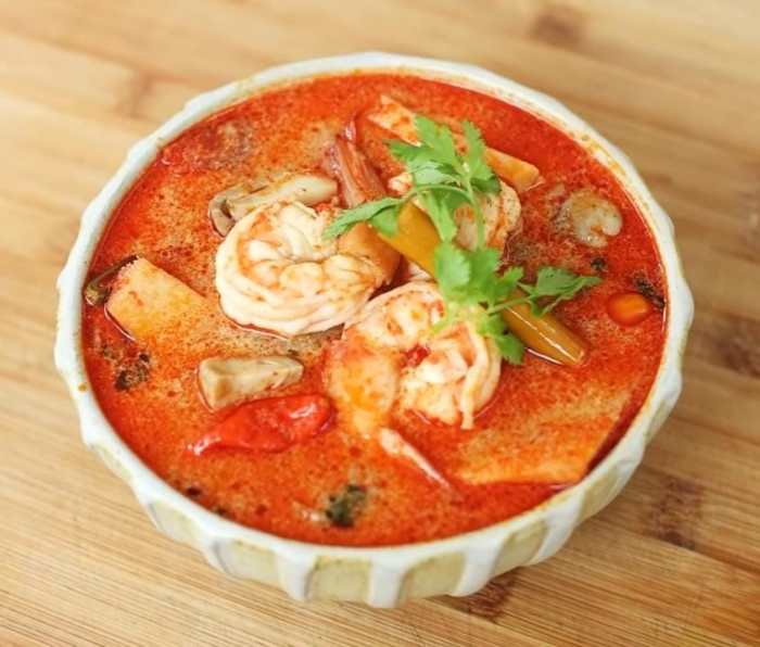 Resep Tom Yum Goong (Sup Udang Asam Pedas Thailand) oleh Nanik Cahyani ... Sup Tom Yum Udang Asli Thailand
