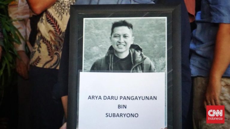 Pengacara Keluarga Menuntut Lanjutan Kasus Kematian Diplomat Arya Daru