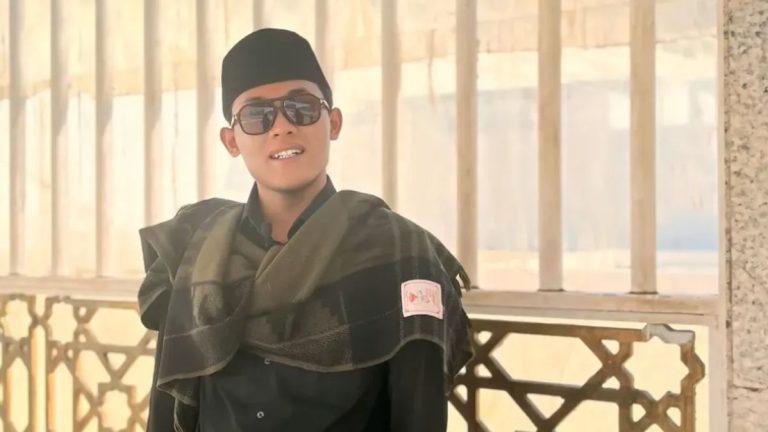 Jejak Kontroversi Video Viral Gus Elham yang Mencium Anak Perempuan