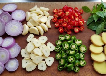 7 Metode Menyimpan Bumbu Iris Agar Bekal Masak Pagi Tetap Segar dan Tidak Menghitam